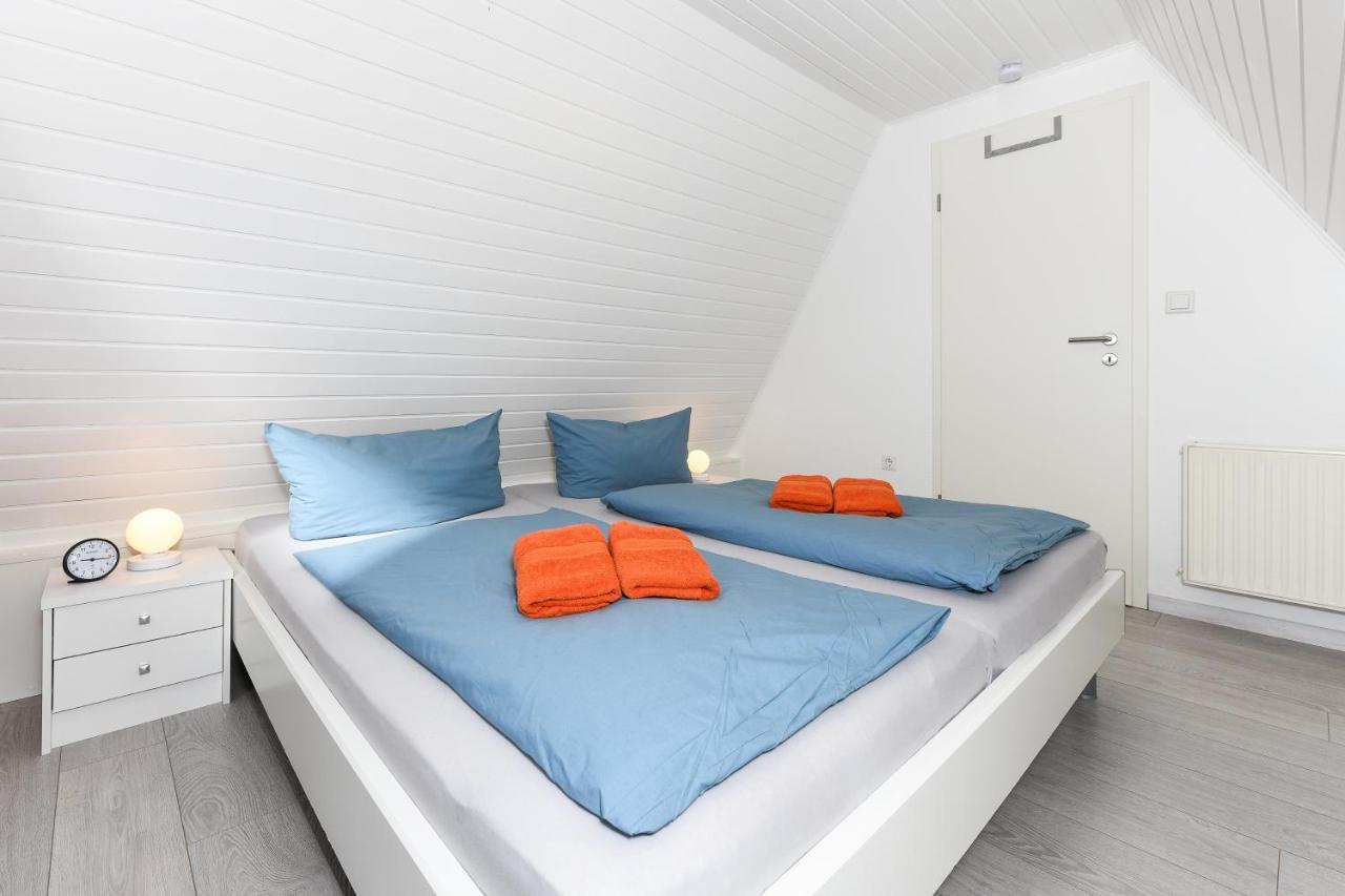 Ferienhaus Daniela ノイハルリンガージール エクステリア 写真